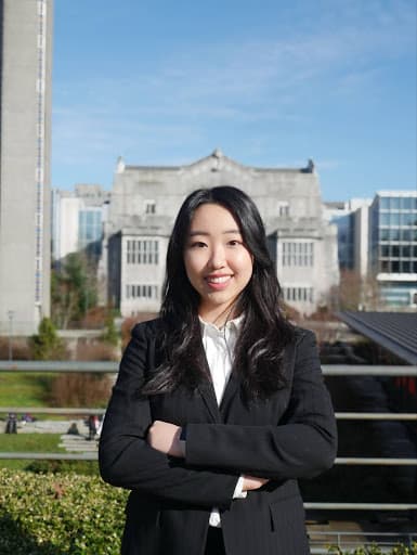 Gloria Zhuo